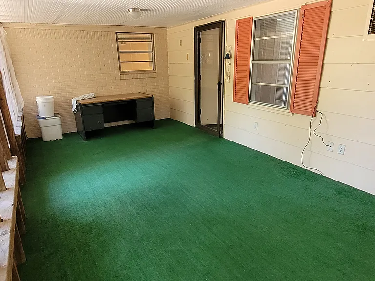 205 Government St — Photo 20