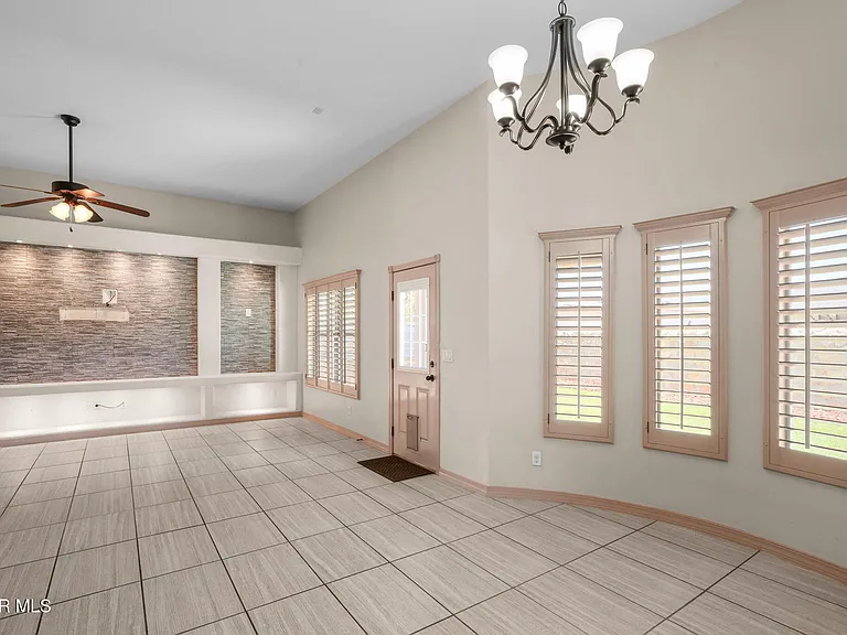 3138 Red Maple Dr — Photo 34
