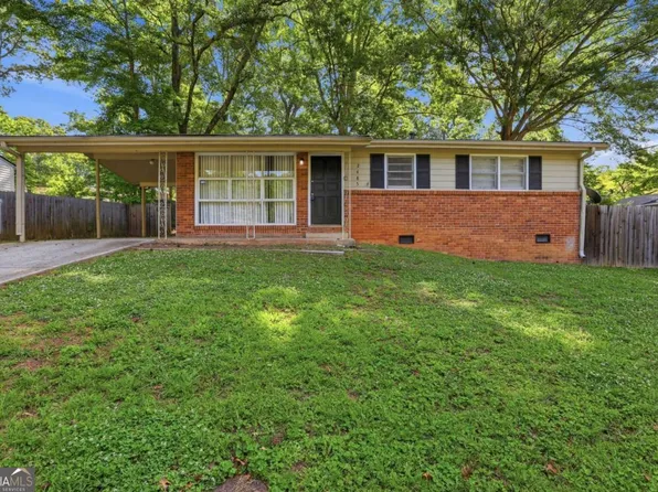 2485 Brackett Dr SW, Marietta, GA 30060