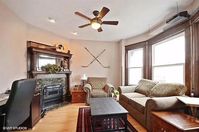 2917 N Cramer St — Photo 13