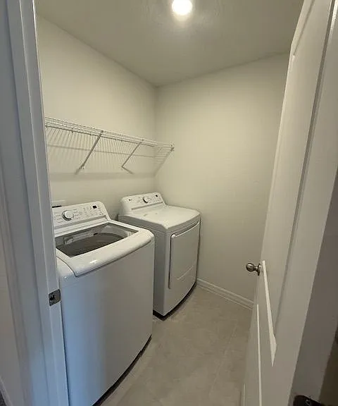 5236 Luisa Ct — Photo 12