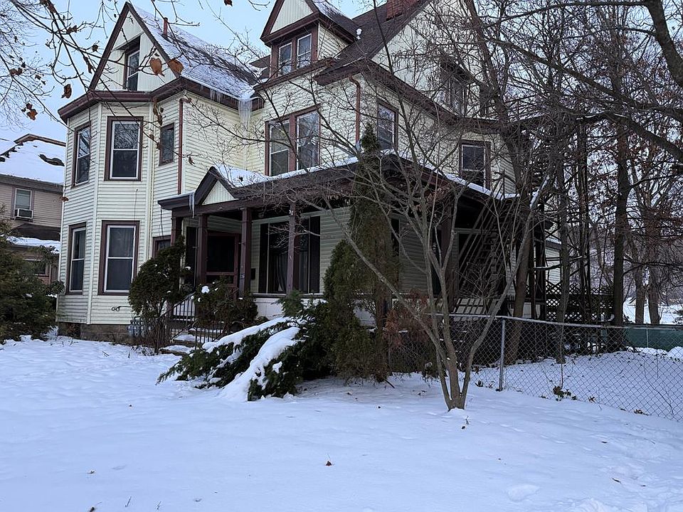 1st image of 116 W 2nd St