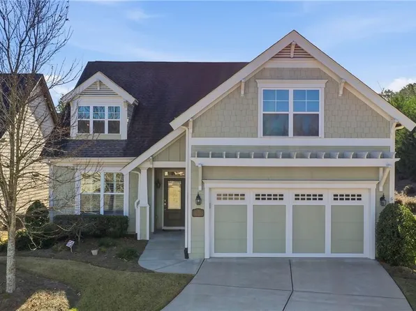 4035 Great Pine Dr, Gainesville, GA 30504