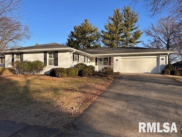 1st image of 6 Ivywood Dr
