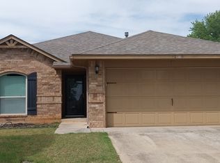 12109 SW 8th St, Yukon, OK 73099