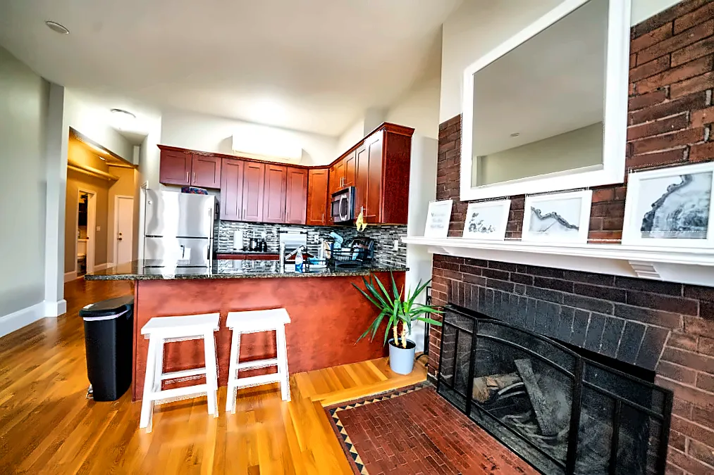 1 bed, 650 sqft, $3,500 — Photo 4