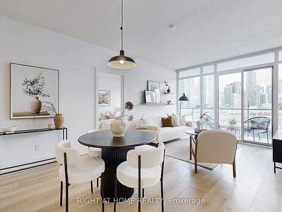 4th image of 90 Stadium Rd #1101