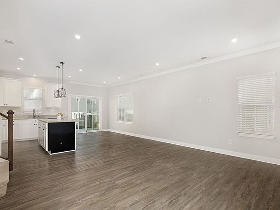 3rd image of 214 Clearwood Dr