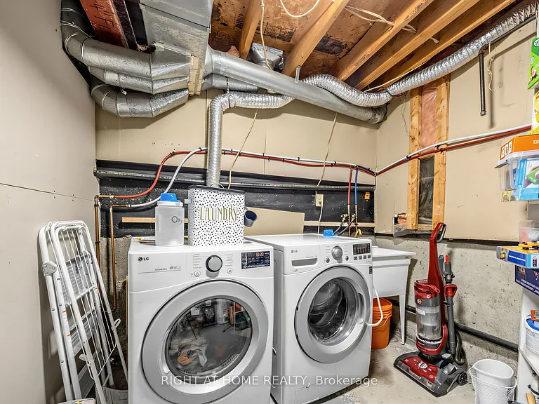 1663 Tawnberry St — Photo 30