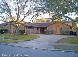 5909 Golden Canyon Dr, Corpus Christi, TX 78414