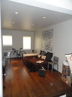 Sold by Bank Neary | media 14