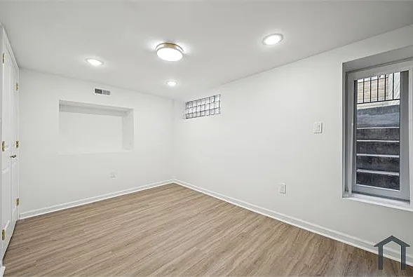 2553 S Dewey St #1 — Photo 15
