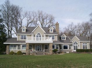 2660 Pine Lake Rd, West Bloomfield, MI 48324