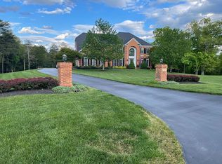 27402 Paddock Trail Pl, Chantilly, VA 20152