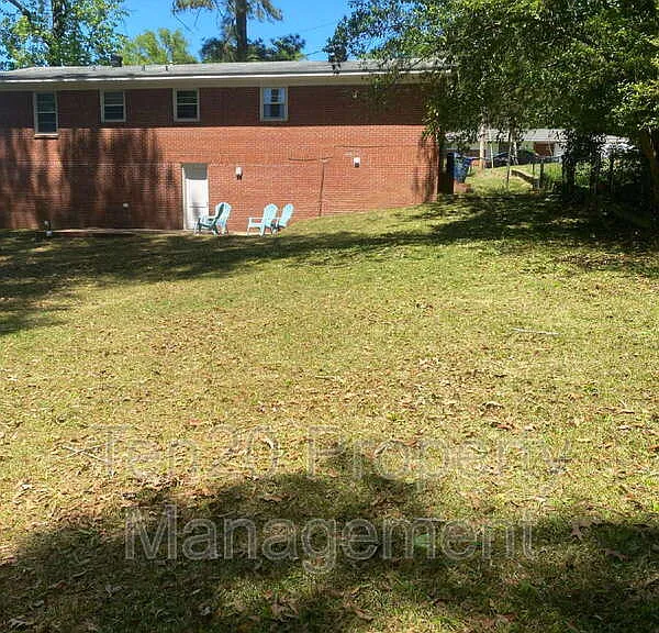 4264 Yates Dr — Photo 26