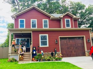 44 Waldwick Ave, Waldwick, NJ 07463