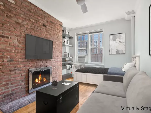 210 E 21st St APT 4B, New York, NY 10010