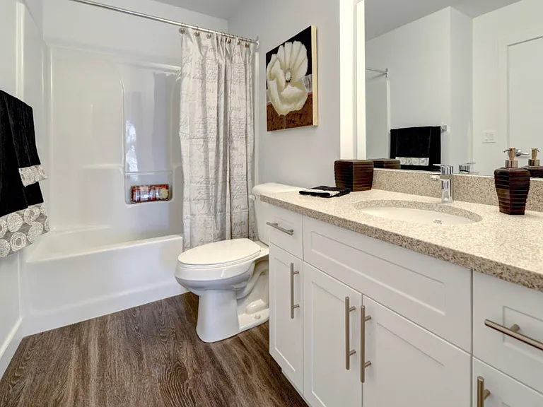 2350 McGillivray Blvd — Photo 8