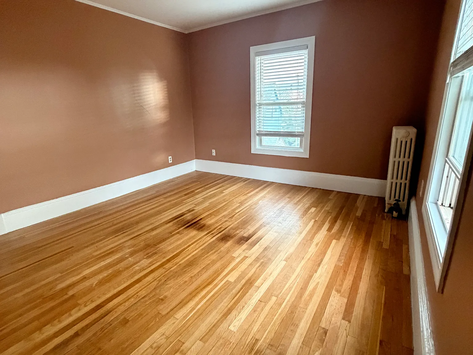 2 bed, $2,800 — Photo 1