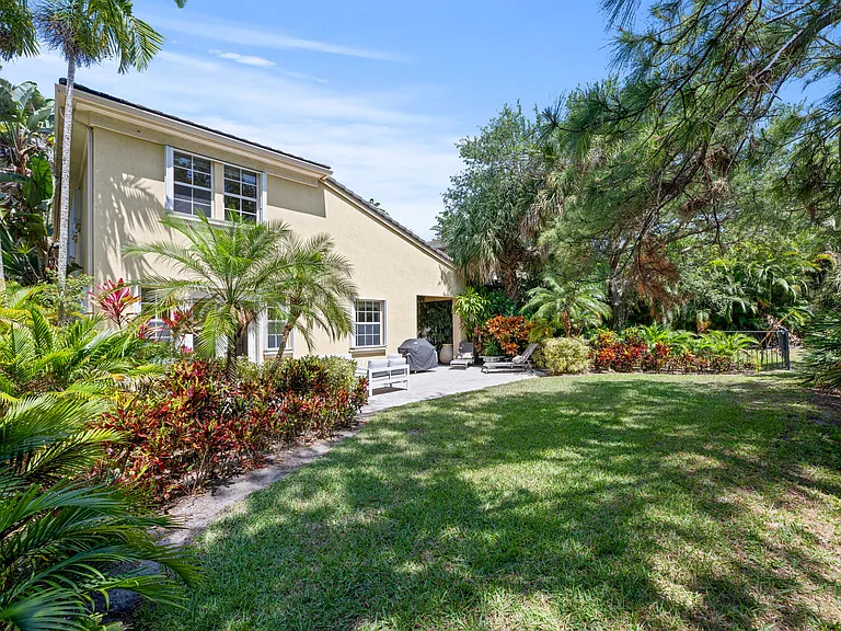 1043 Vintner Blvd — Photo 8