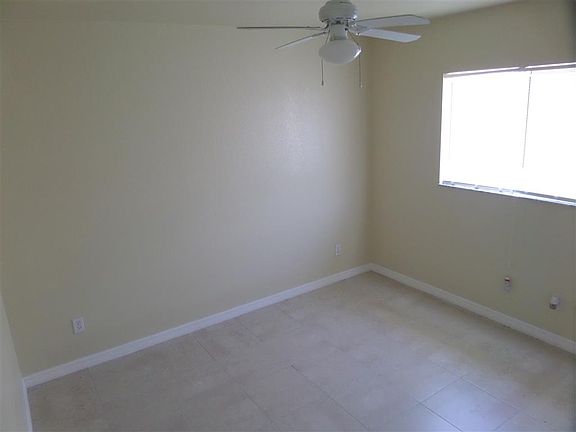 4th image of 1062 Harwood Ave S