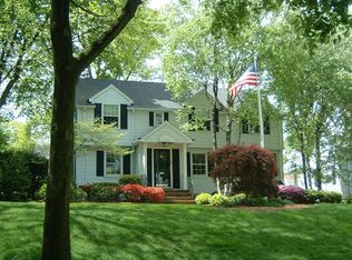 70 Highland Rd, Glen Rock, NJ 07452