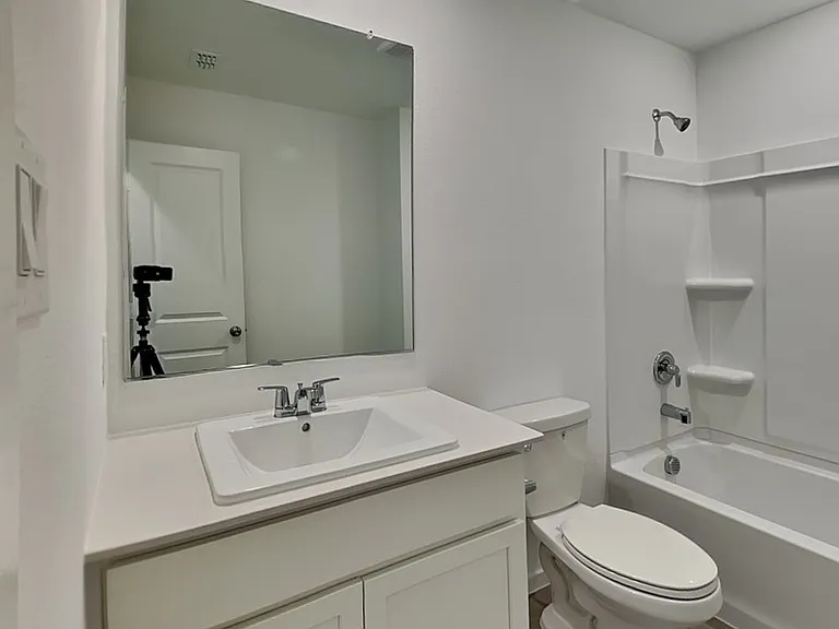 3707 Longleaf Dr — Photo 18