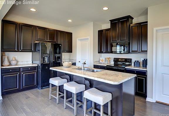 2nd image of 815 Longford Dr #43