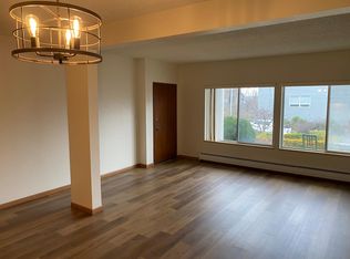 6556 42nd Ave SW #2, Seattle, WA 98136