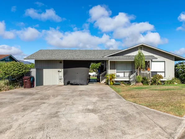 35 Aewa Pl, Makawao, HI 96768