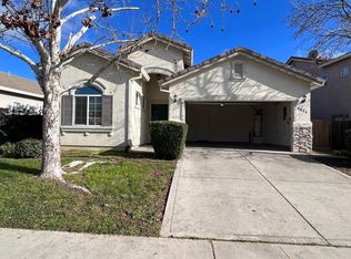 9625 Spring Breeze Ct, Elk Grove, CA 95757