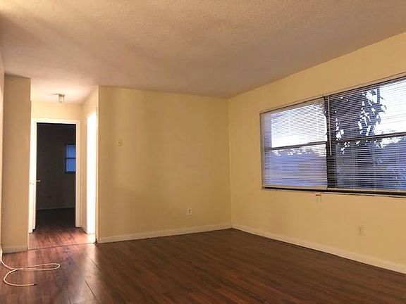 5th image of 1839 Bramblewood Dr