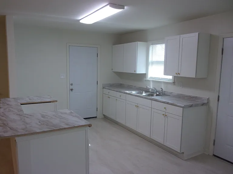 2796 Flora Ave — Photo 8