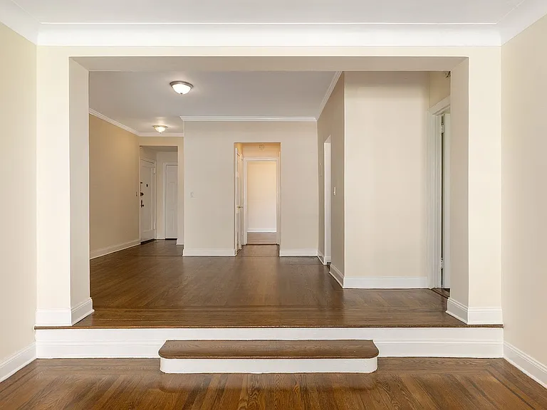 310 E 75th St #4G — Photo 10