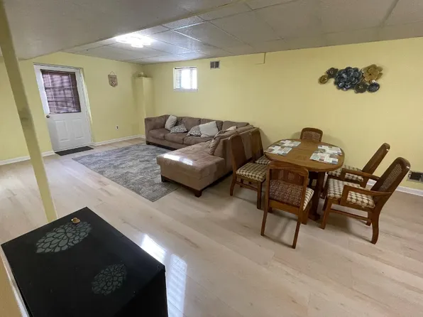 2232 Hidden Valley Ln, Silver Spring, MD 20904