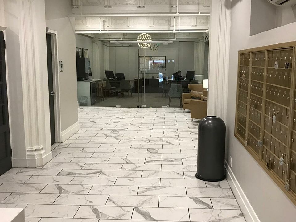 1st image of 124 Westland Ave #16E