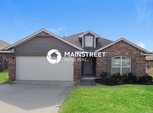 608 Talon Dr, Norman, OK 73072