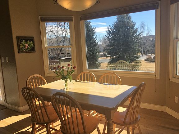 Large eat-in kitchen