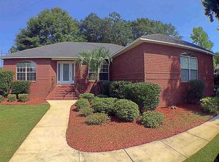 1563 Silver Ridge Dr, Cantonment, FL 32533