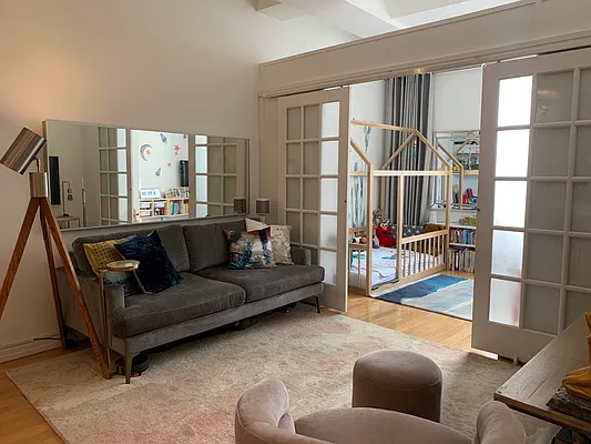 Rented by NY Living Solutions | media 11