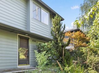 634 E Main St, Ashland, OR 97520