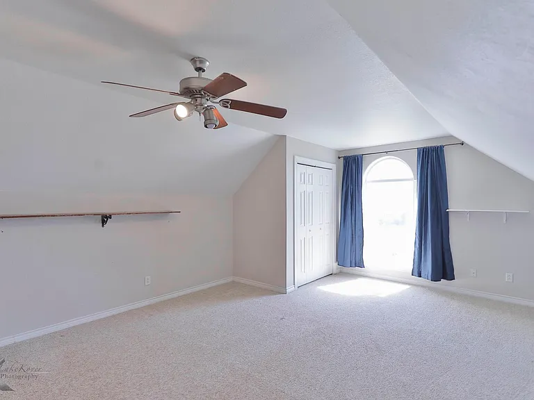 342 Pilgrim Rd — Photo 26