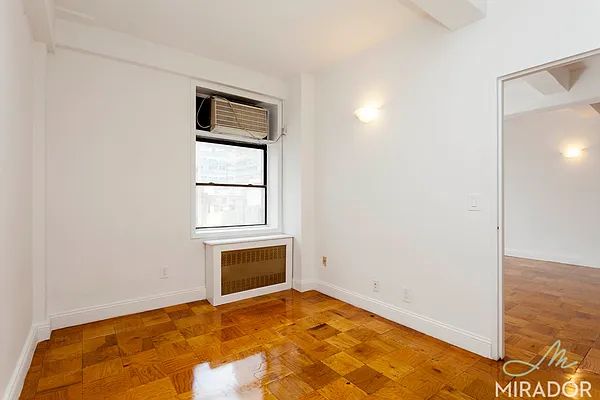 Rented by Mirador Real Estate | media 23