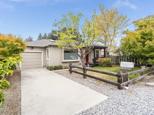 755 16th Ave, Menlo Park, CA 94025