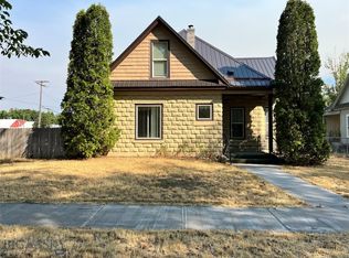 107 S 3rd St, Manhattan, MT 59741