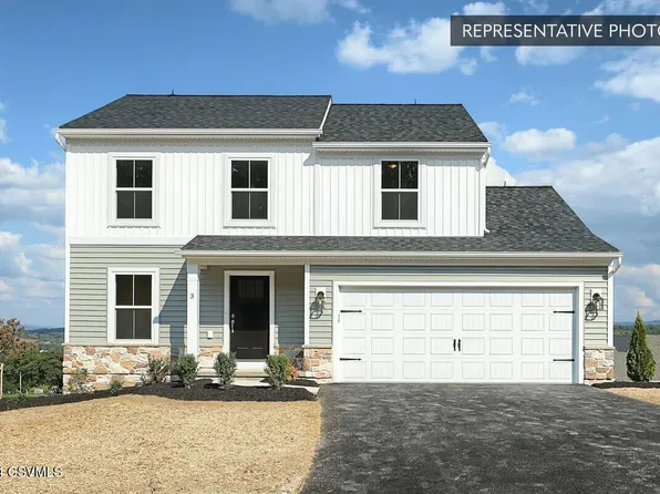 58 Village Ln, Berwick, PA 18603