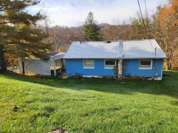 862 Chicken Farm Rd, Clarksburg, WV 26301
