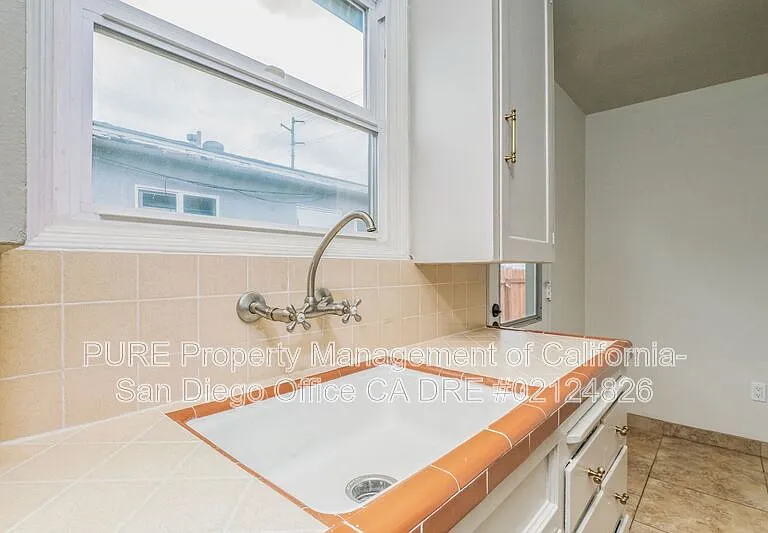 4335 Utah St — Photo 8