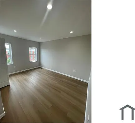 2038 Orleans St — Photo 3