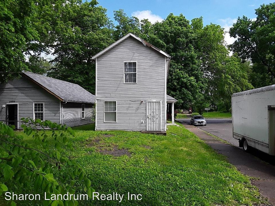 2nd image of 2826 Virginia Ave